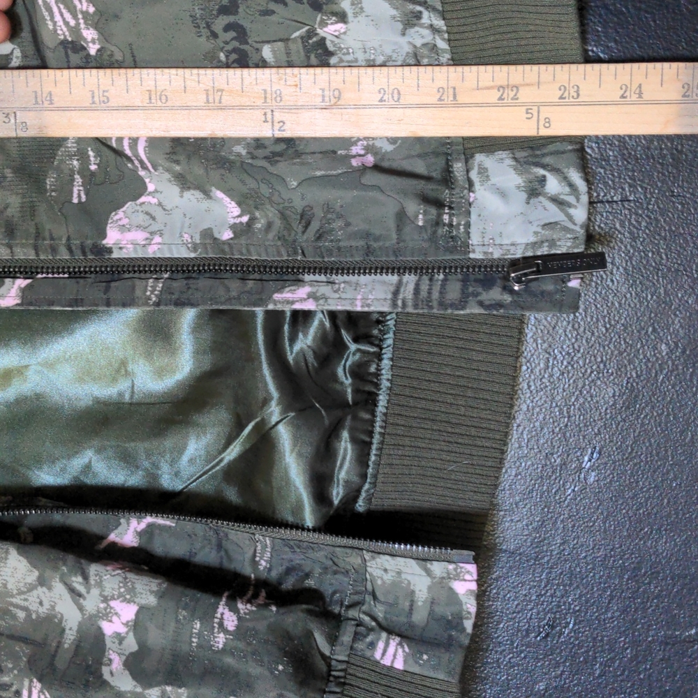 Members Only Jacket - Picture 4 of 9